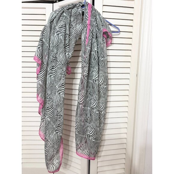 H&M large zebra pink edge scarf shall cover all oversized square - Picture 2 of 7